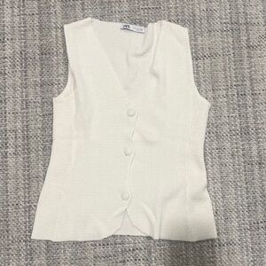 NWOT Zara Ivory Vest Size M